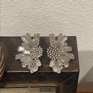 Silver Floral Earrings